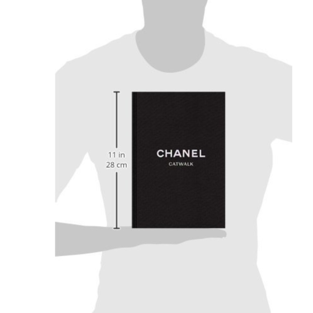NEW*Bundle*CHANEL Cosmetic Bag +Decor Table Book! - Picture 10 of 16